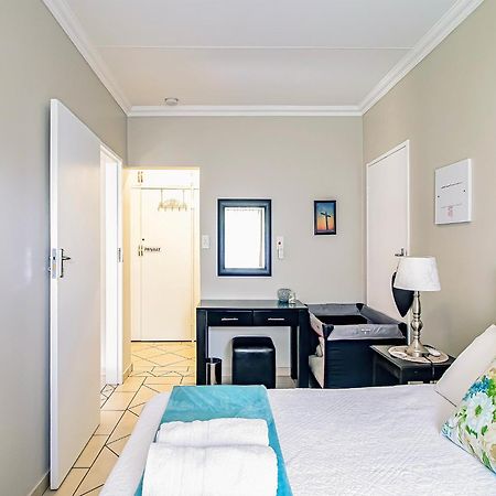 פרטוריה Leozet Self Catering Apartment מראה חיצוני תמונה
